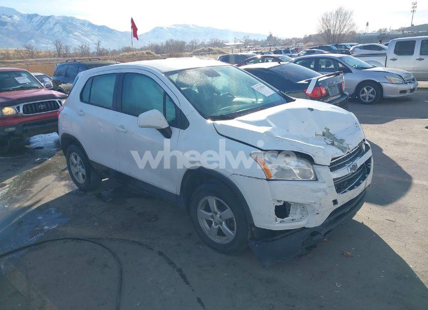 2015 Chevrolet Trax 1LS (VIN KL7CJPSB0FB129965) main photo