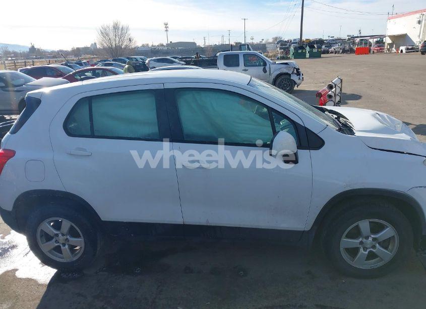 Photo 13 of 2015 Chevrolet Trax 1LS (VIN KL7CJPSB0FB129965)