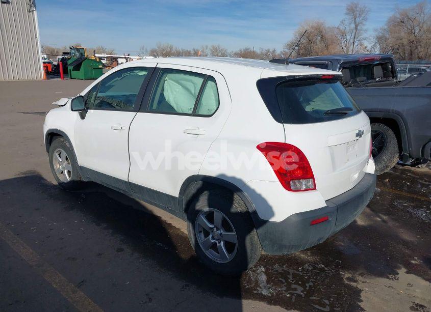 Photo 3 of 2015 Chevrolet Trax 1LS (VIN KL7CJPSB0FB129965)