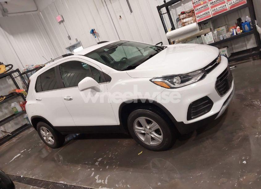 Photo 13 of 2019 Chevrolet Trax LT (VIN KL7CJPSB0KB823632)