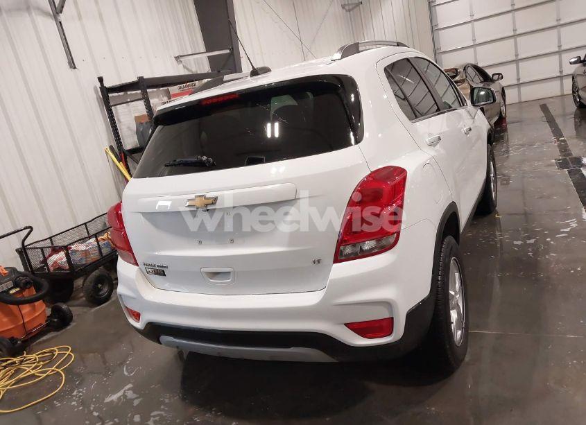 Photo 16 of 2019 Chevrolet Trax LT (VIN KL7CJPSB0KB823632)