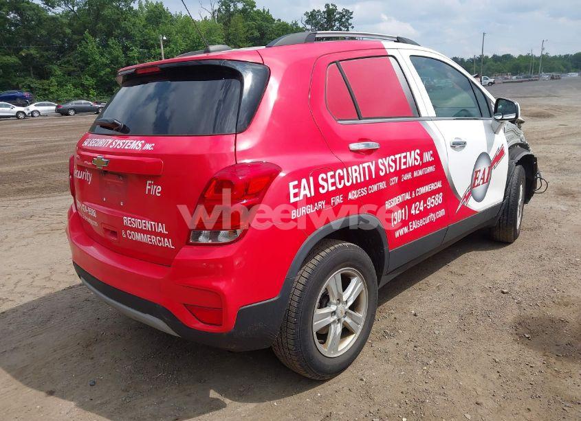 Photo 4 of 2019 Chevrolet Trax LT (VIN KL7CJPSB0KB905232)