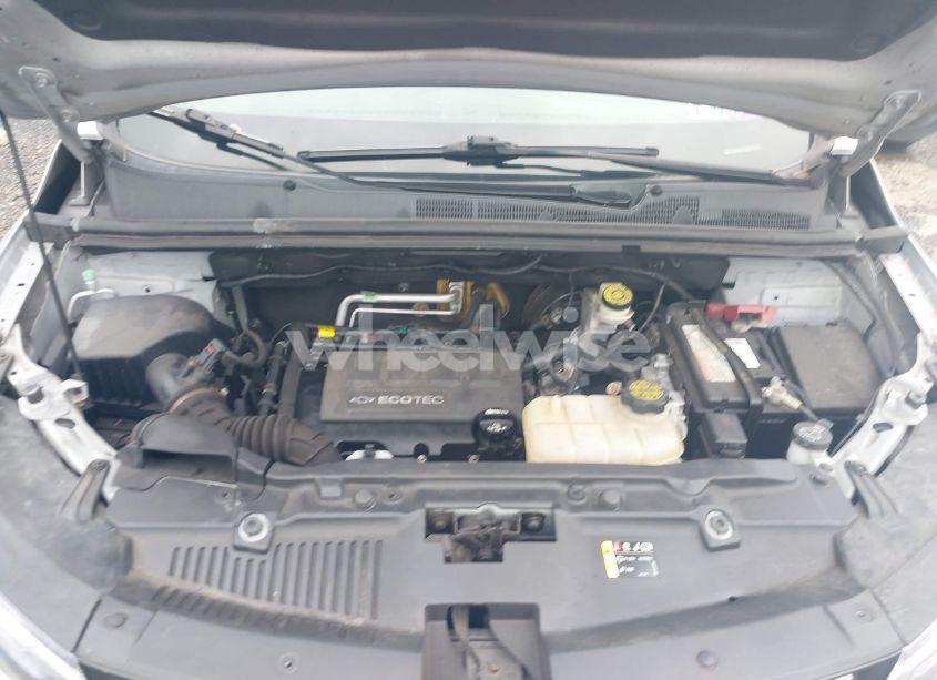 Photo 10 of 2019 Chevrolet Trax LT (VIN KL7CJPSB1KB751470)