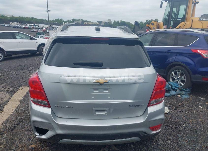 Photo 16 of 2019 Chevrolet Trax LT (VIN KL7CJPSB1KB751470)