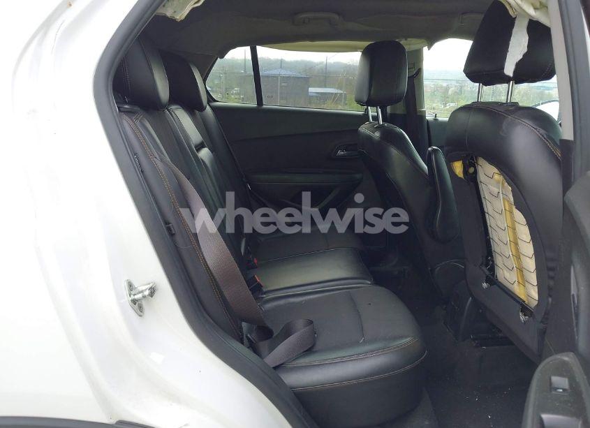 Photo 8 of 2017 Chevrolet Trax LT (VIN KL7CJPSB2HB239001)