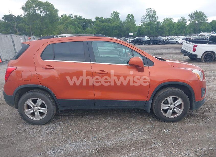 Photo 13 of 2016 Chevrolet Trax LT (VIN KL7CJPSB3GB522182)