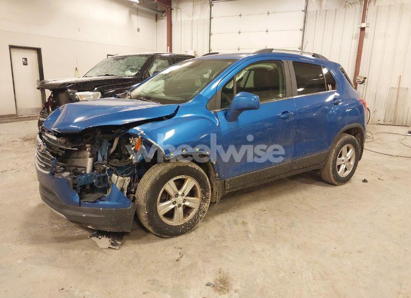 Photo 2 of 2016 Chevrolet Trax LT (VIN KL7CJPSB3GB550810)