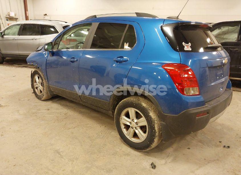 Photo 3 of 2016 Chevrolet Trax LT (VIN KL7CJPSB3GB550810)