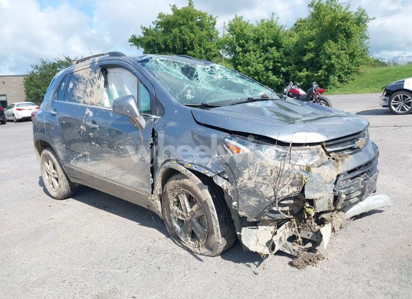 2019 Chevrolet Trax LT (VIN KL7CJPSB3KB825715) main photo