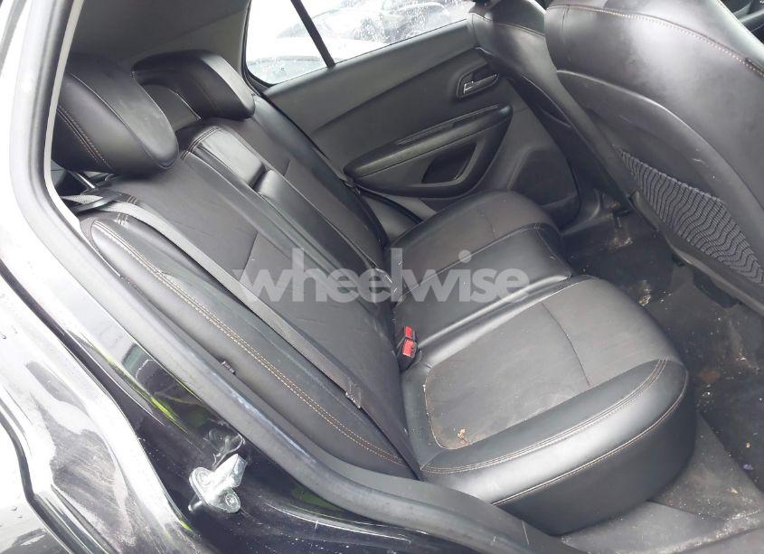 Photo 8 of 2019 Chevrolet Trax LT (VIN KL7CJPSB3KB897322)