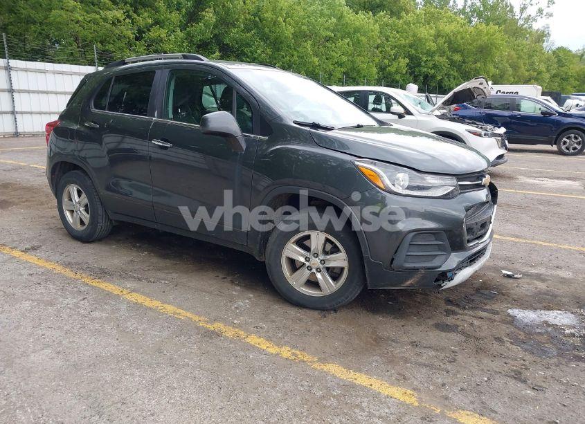2018 Chevrolet Trax LT (VIN KL7CJPSB4JB672681) main photo
