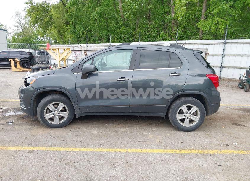 Photo 14 of 2018 Chevrolet Trax LT (VIN KL7CJPSB4JB672681)