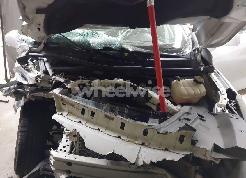 Photo 10 of 2020 Chevrolet Trax AWD LT (VIN KL7CJPSB6LB005596)