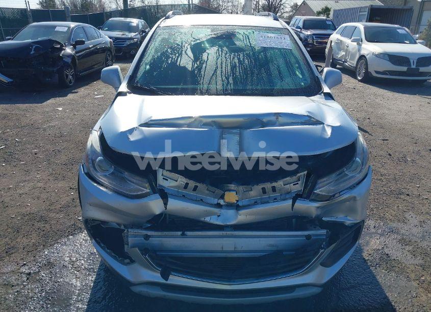 Photo 6 of 2018 Chevrolet Trax LT (VIN KL7CJPSB7JB507028)