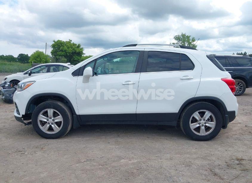 Photo 14 of 2018 Chevrolet Trax LT (VIN KL7CJPSB7JB714373)
