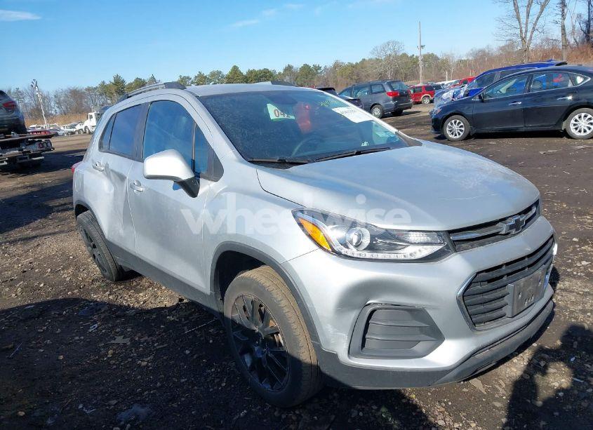 2021 Chevrolet Trax AWD LT (VIN KL7CJPSB7MB354316) main photo