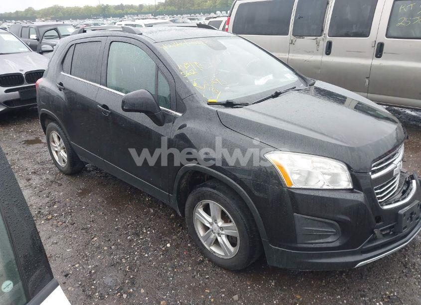 2016 Chevrolet Trax LT (VIN KL7CJPSB8GB707442) main photo