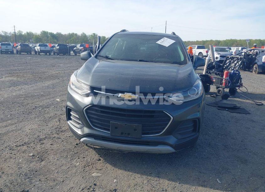 Photo 13 of 2018 Chevrolet Trax LT (VIN KL7CJPSB9JB727299)