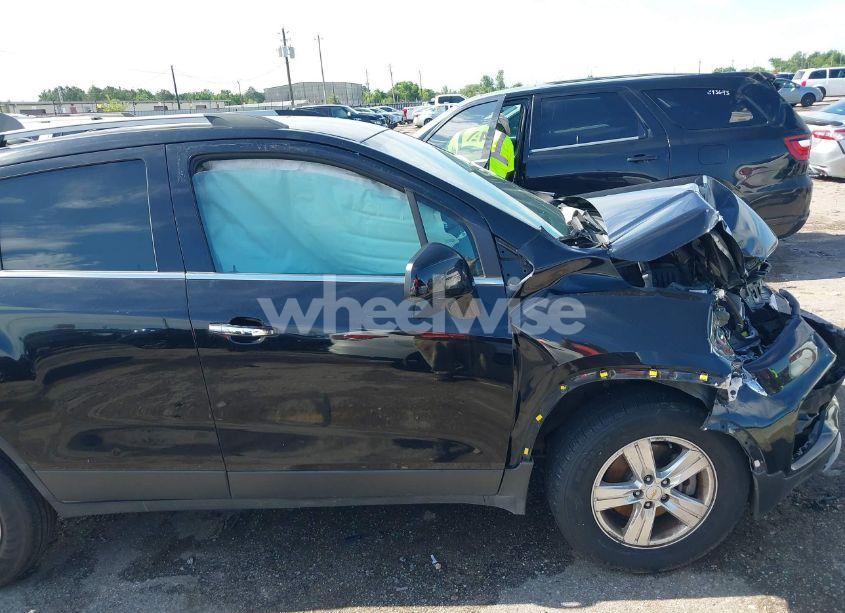 Photo 13 of 2019 Chevrolet Trax LT (VIN KL7CJPSB9KB823757)