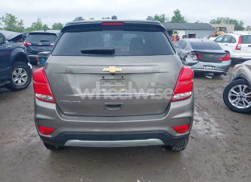 Photo 17 of 2021 Chevrolet Trax AWD LT (VIN KL7CJPSBXMB311623)