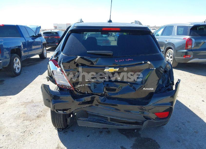 Photo 16 of 2021 Chevrolet Trax AWD LT (VIN KL7CJPSM0MB363232)