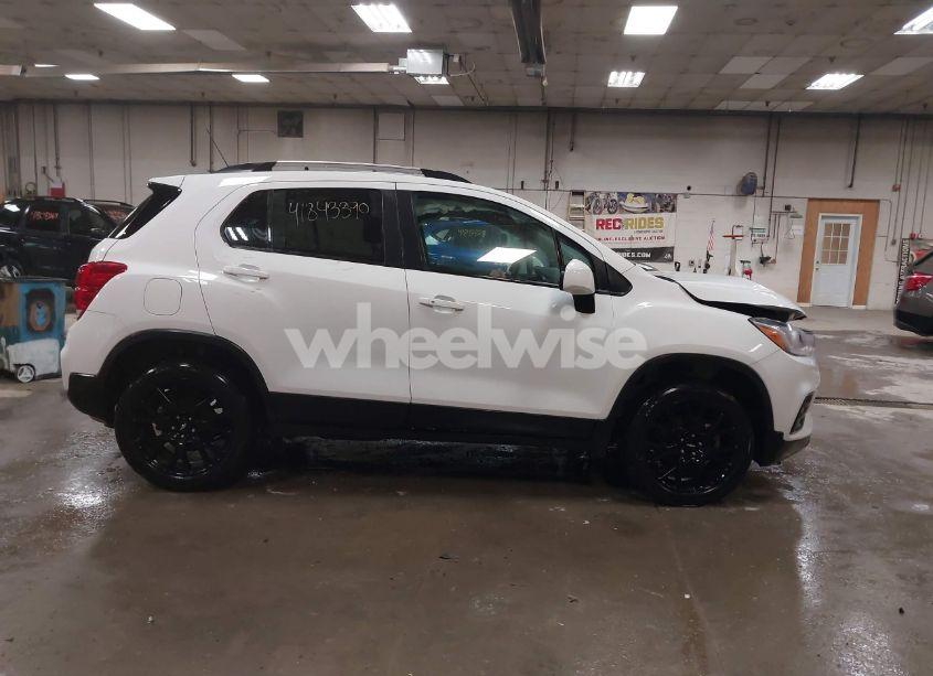 Photo 13 of 2022 Chevrolet Trax AWD LT (VIN KL7CJPSM0NB537074)