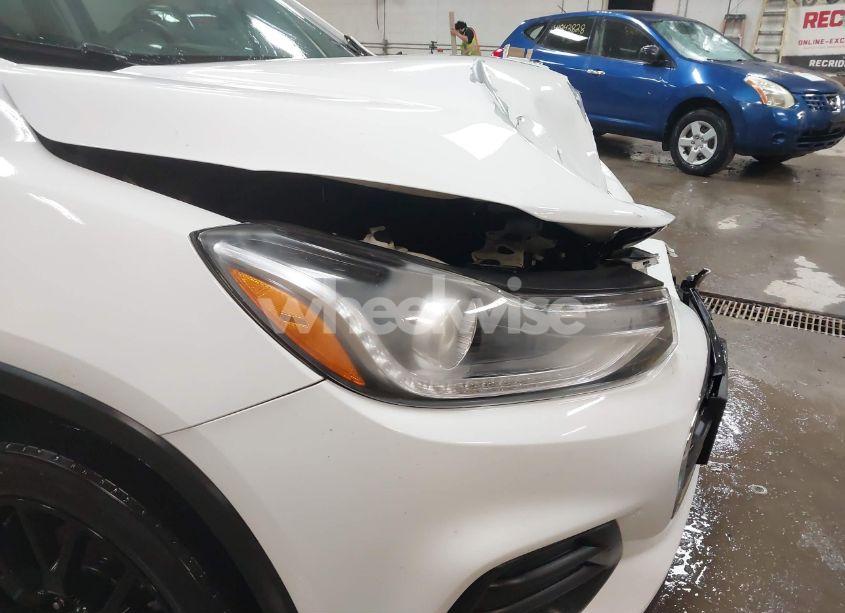 Photo 17 of 2022 Chevrolet Trax AWD LT (VIN KL7CJPSM0NB537074)