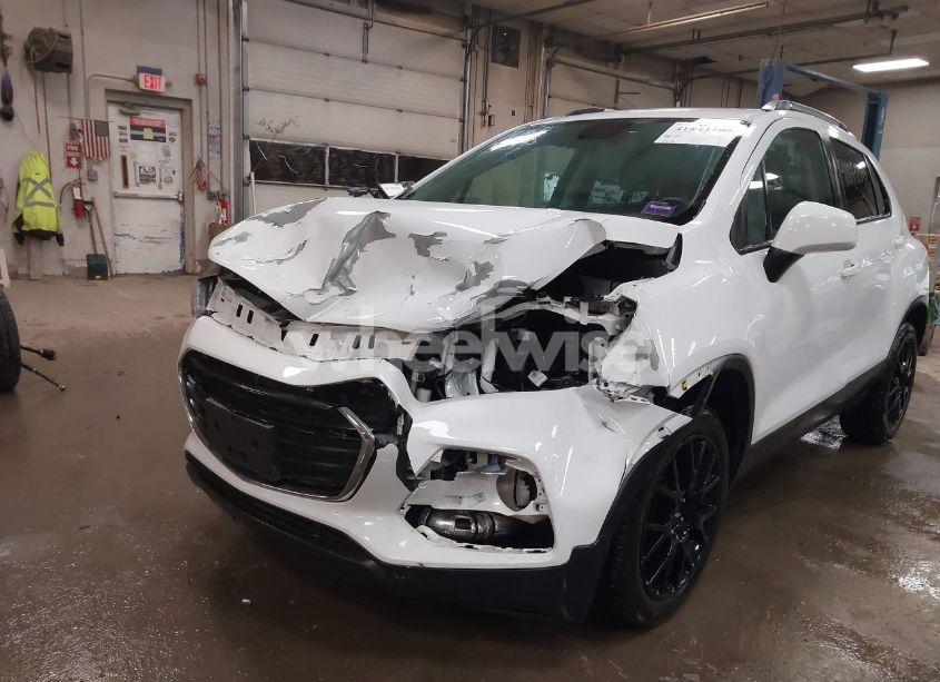 Photo 6 of 2022 Chevrolet Trax AWD LT (VIN KL7CJPSM0NB537074)