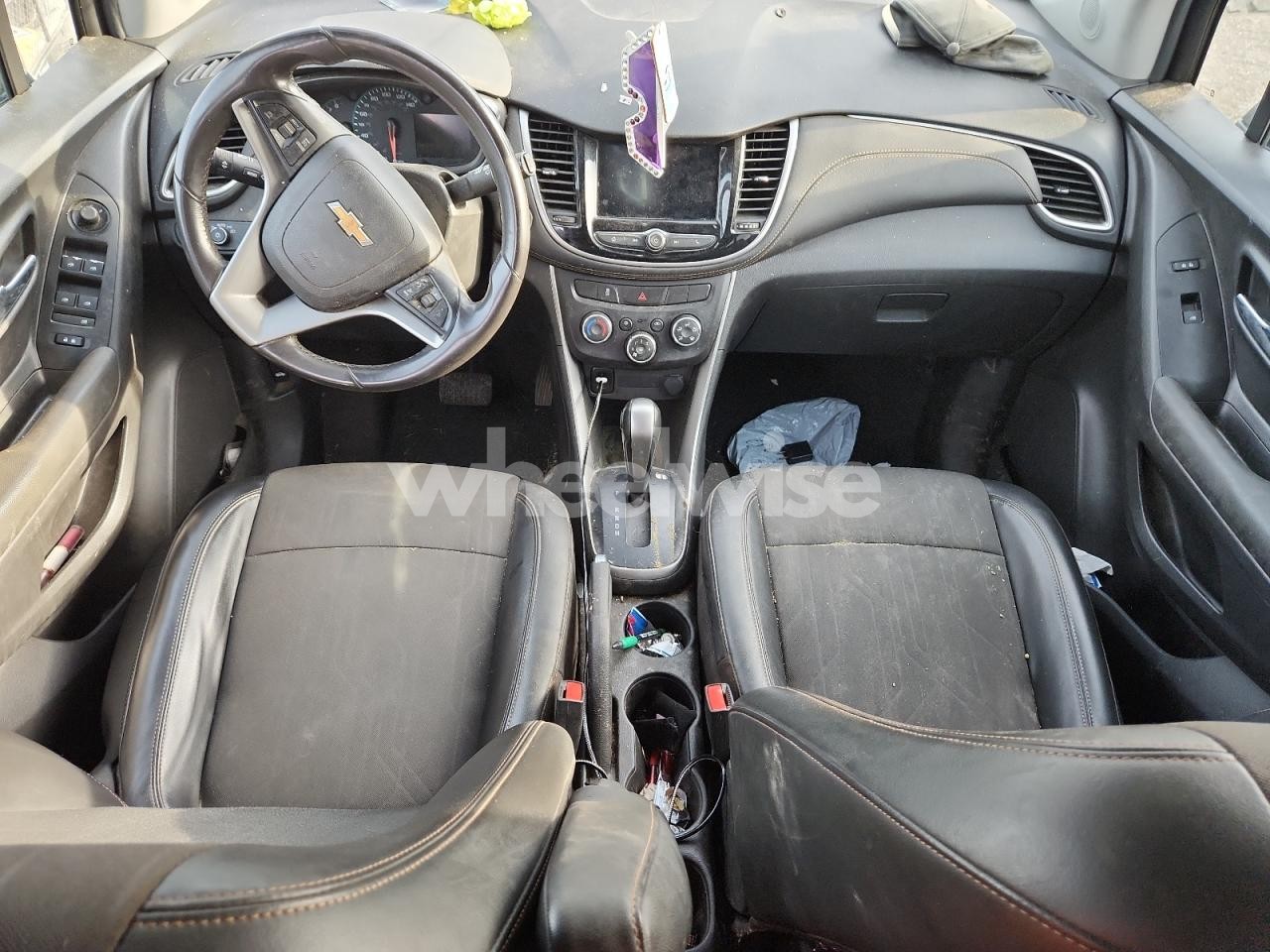 Photo 8 of 2022 CHEVROLET TRAX 1LT (VIN KL7CJPSM0NB558829)