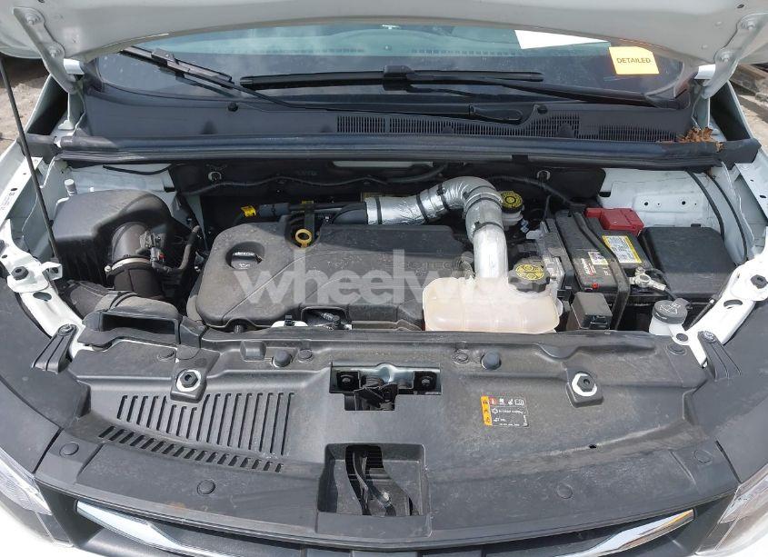 Photo 10 of 2021 Chevrolet Trax AWD LT (VIN KL7CJPSM5MB369530)