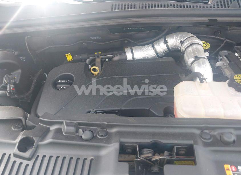 Photo 10 of 2021 Chevrolet Trax AWD LT (VIN KL7CJPSM5MB374551)