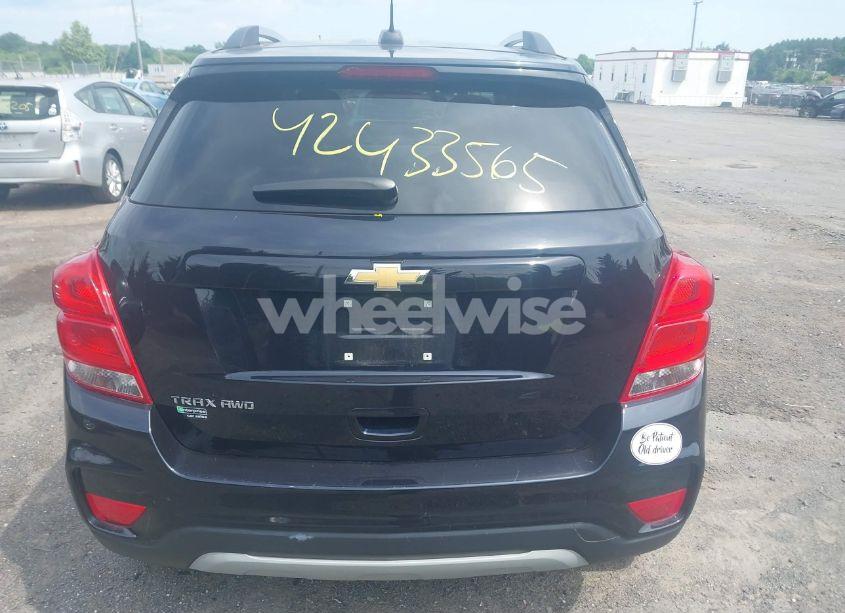 Photo 16 of 2021 Chevrolet Trax AWD LT (VIN KL7CJPSM5MB374551)