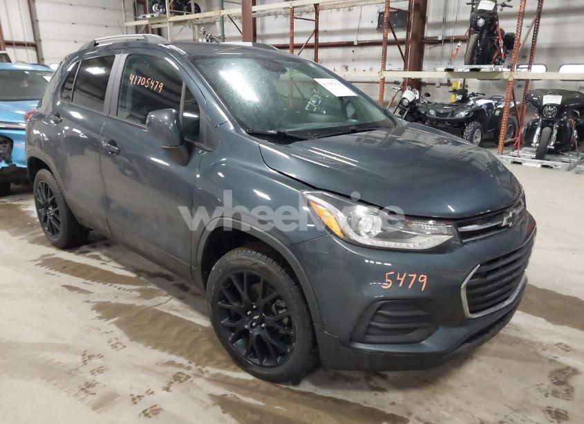 2021 Chevrolet Trax AWD LT (VIN KL7CJPSM6MB370797) main photo