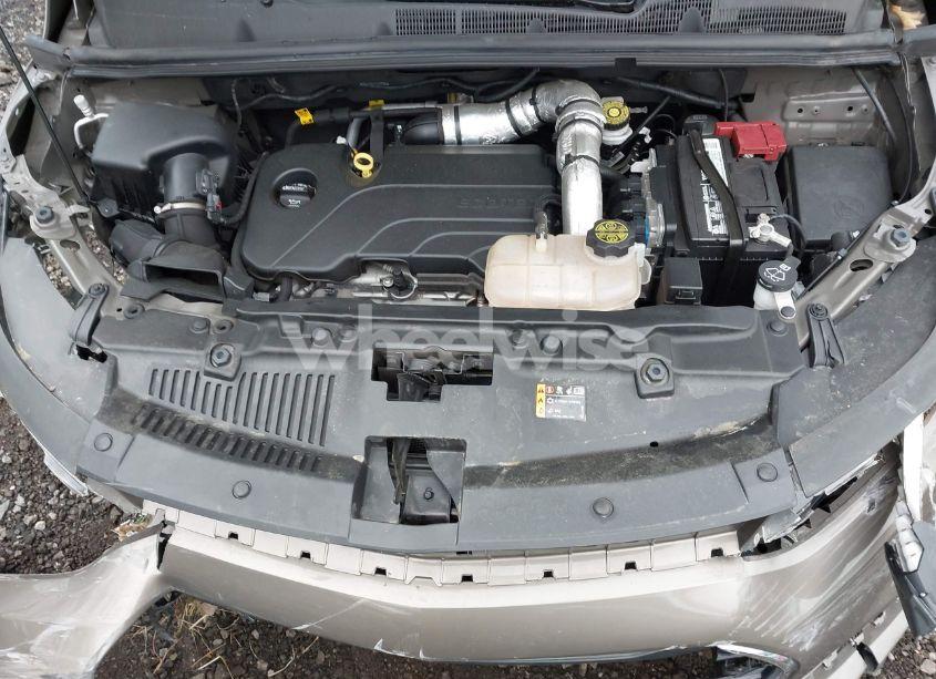 Photo 10 of 2022 Chevrolet Trax AWD LT (VIN KL7CJPSM7NB541431)