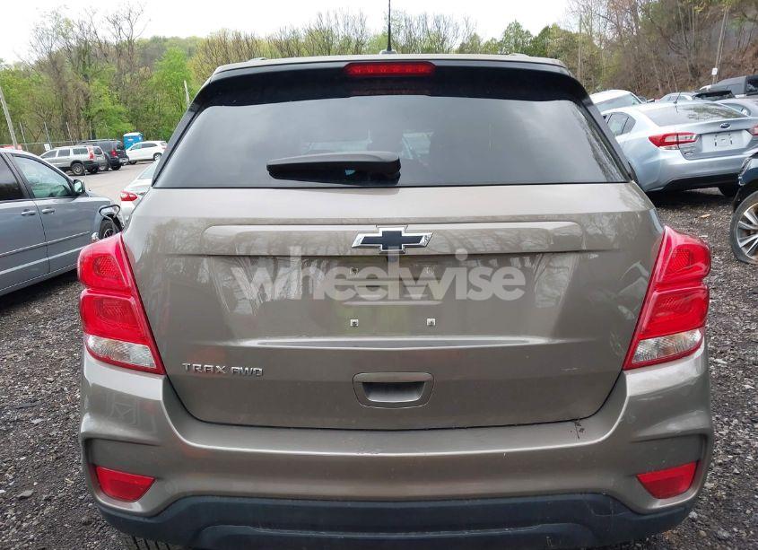 Photo 17 of 2022 Chevrolet Trax AWD LT (VIN KL7CJPSM7NB541431)