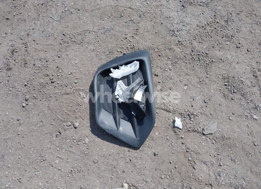 Photo 12 of 2022 Chevrolet Trax AWD LT (VIN KL7CJPSM7NB568709)