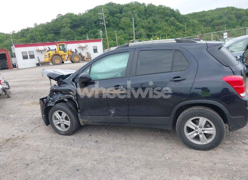 Photo 13 of 2022 Chevrolet Trax AWD LT (VIN KL7CJPSM9NB516854)