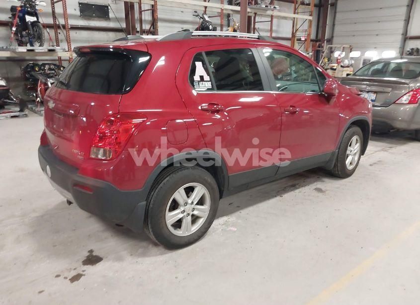 Photo 4 of 2015 Chevrolet Trax LT (VIN KL7CJRSB0FB260518)