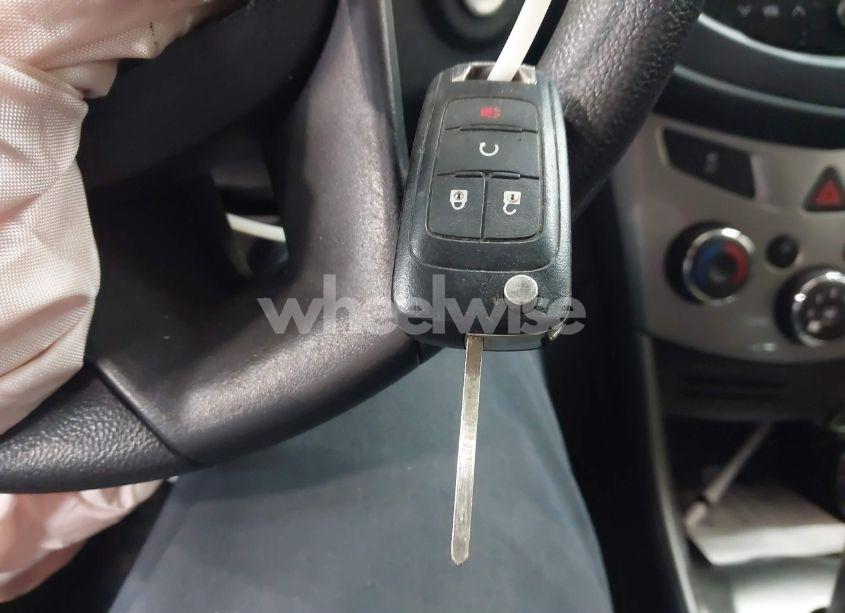 Photo 11 of 2015 Chevrolet Trax LT (VIN KL7CJRSB1FB111387)