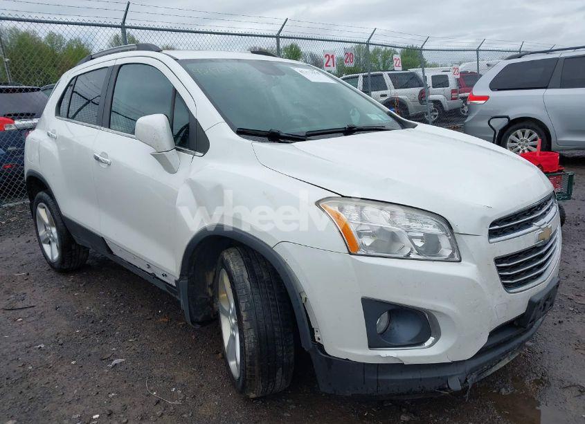 2015 Chevrolet Trax LTZ (VIN KL7CJTSB0FB134740) main photo