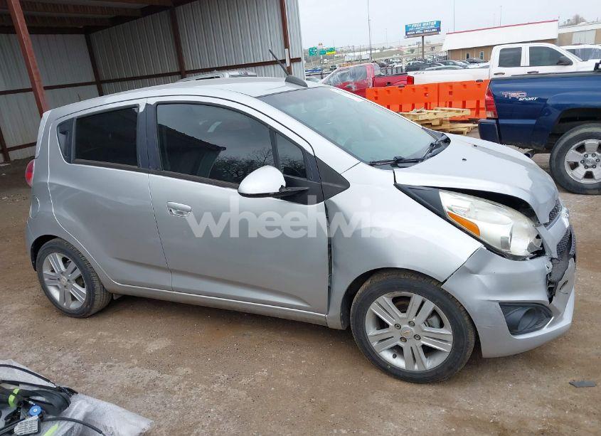 Photo 14 of 2015 Chevrolet Spark LS CVT (VIN KL8CB6S96FC804566)