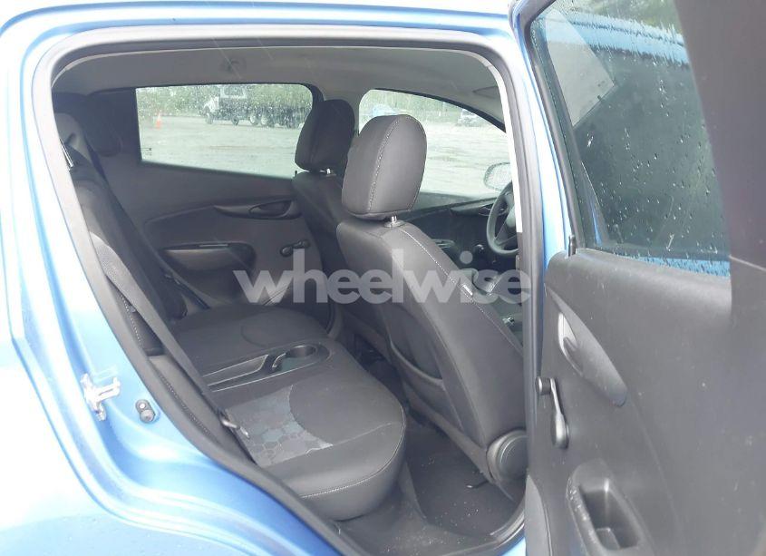 Photo 8 of 2018 Chevrolet Spark LS CVT (VIN KL8CB6SA4JC438500)