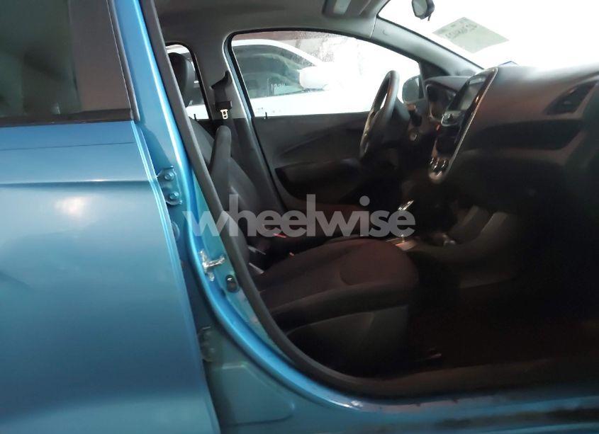 Photo 5 of 2017 Chevrolet Spark LS CVT (VIN KL8CB6SA5HC725435)