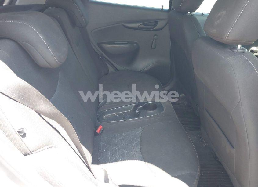 Photo 8 of 2019 Chevrolet Spark LS CVT (VIN KL8CB6SA8KC747839)