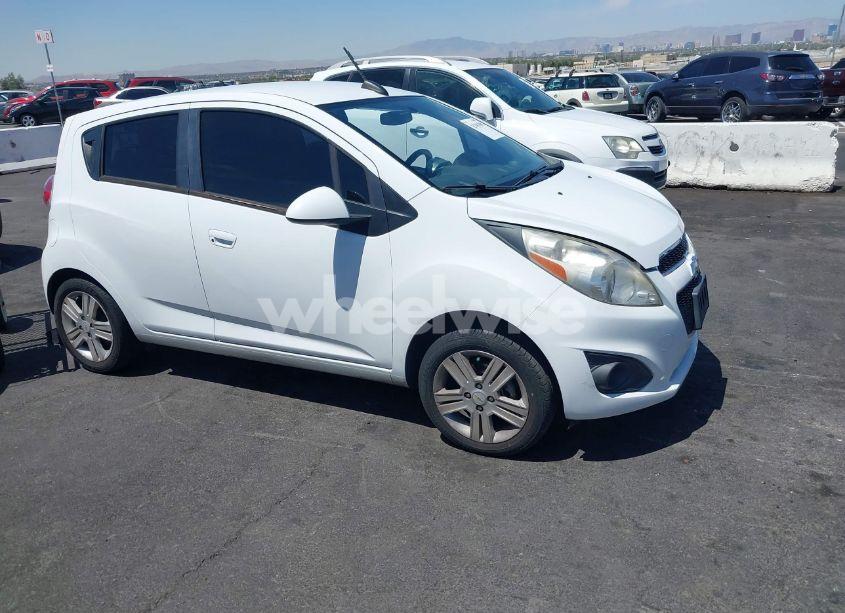 2015 Chevrolet Spark 1LT CVT (VIN KL8CD6S90FC721113) main photo