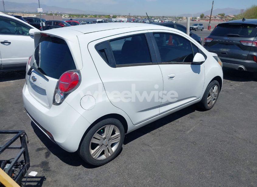 Photo 4 of 2015 Chevrolet Spark 1LT CVT (VIN KL8CD6S90FC721113)
