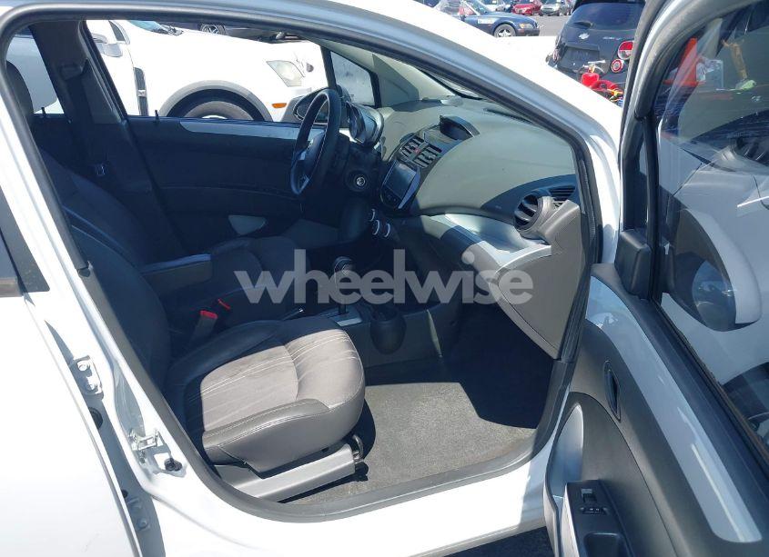 Photo 5 of 2015 Chevrolet Spark 1LT CVT (VIN KL8CD6S90FC721113)