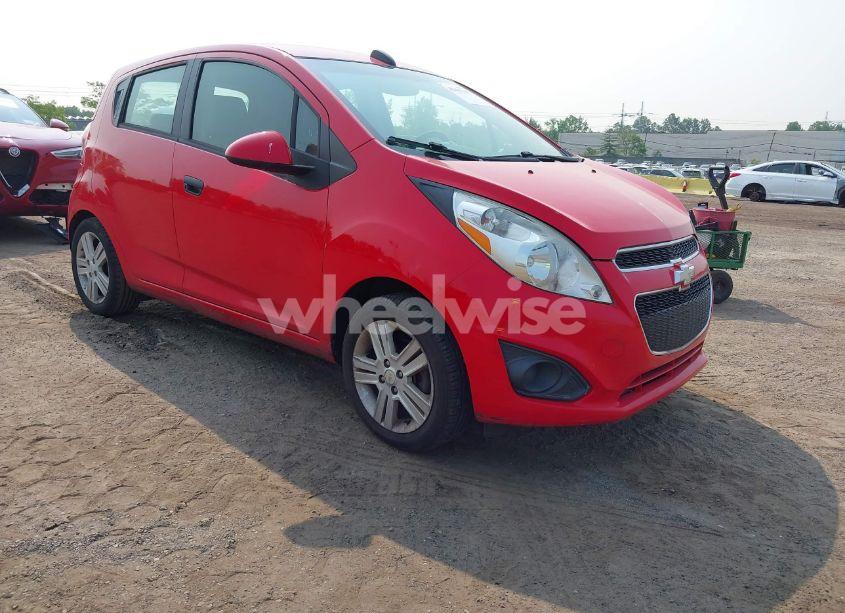 2015 Chevrolet Spark 1LT CVT (VIN KL8CD6S92FC810116) main photo