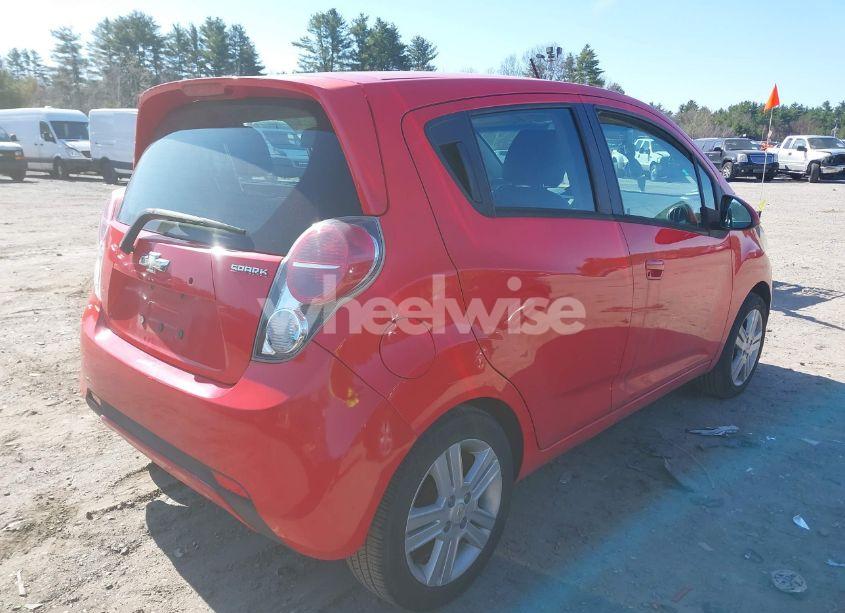 Photo 4 of 2013 Chevrolet Spark 1LT AUTO (VIN KL8CD6S94DC516892)