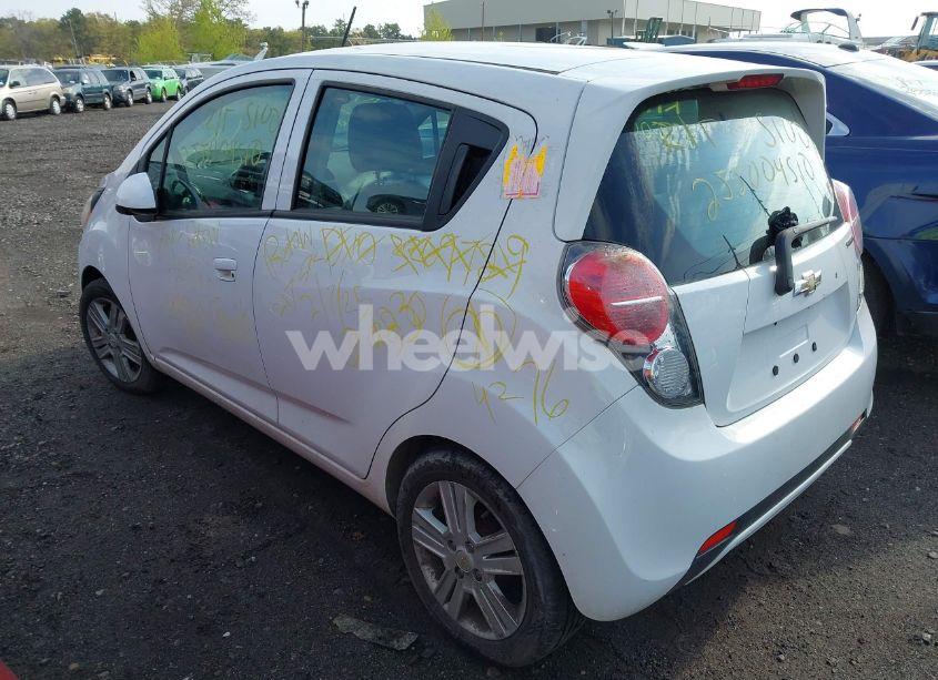 Photo 3 of 2014 Chevrolet Spark 1LT AUTO (VIN KL8CD6S95EC577699)